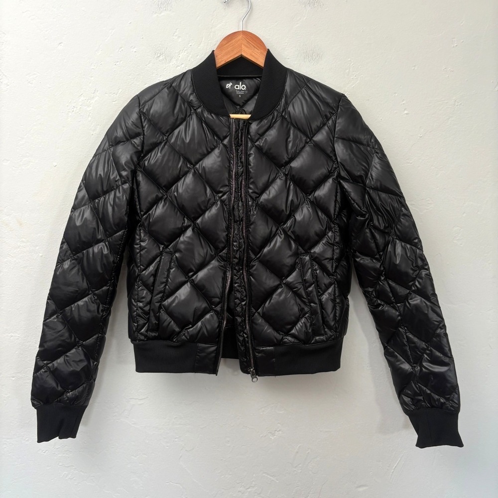 Alo Idol Bomber Jacket Women Size Small Black Quilted Down Filled Puffer Zip Up
